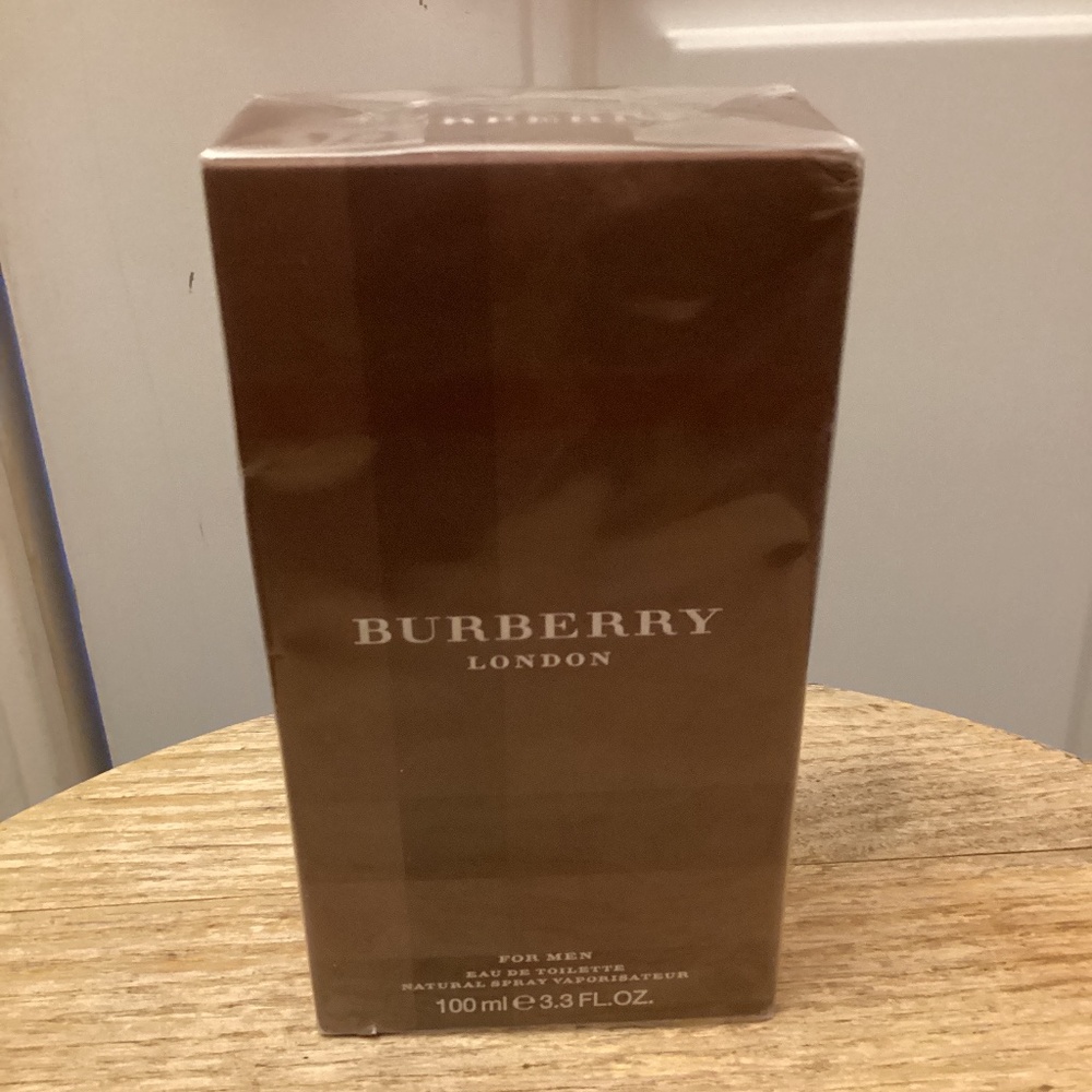 Brand New SEALED Men’s Burberry LONDON EDT Spray 3.3 ounces